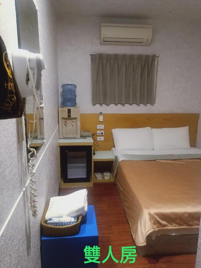 Yung Feng Hotel Keelung Exterior foto