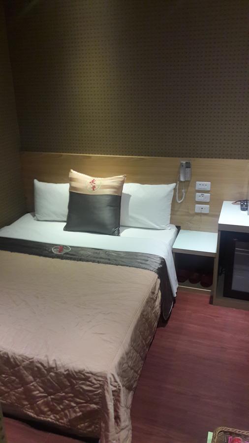 Yung Feng Hotel Keelung Exterior foto